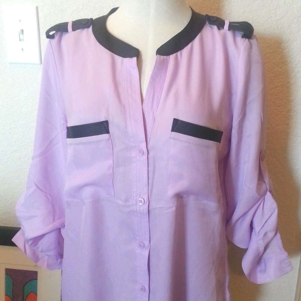 NEW $47 -NEW, New York & Company blouse size M New w/tag